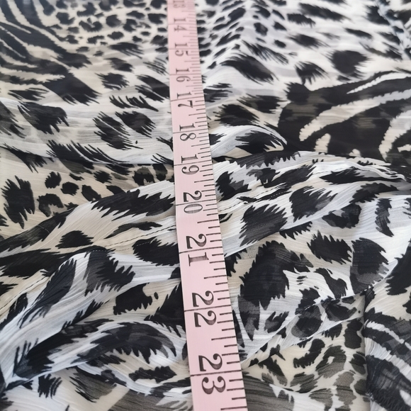 Lori Michaels Collection Multi Print Blouse S/M - Picture 10 of 11